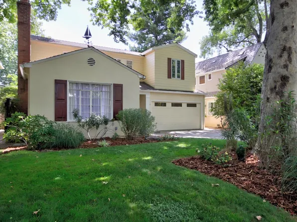 2757 Land Park Dr, Sacramento, CA 95818