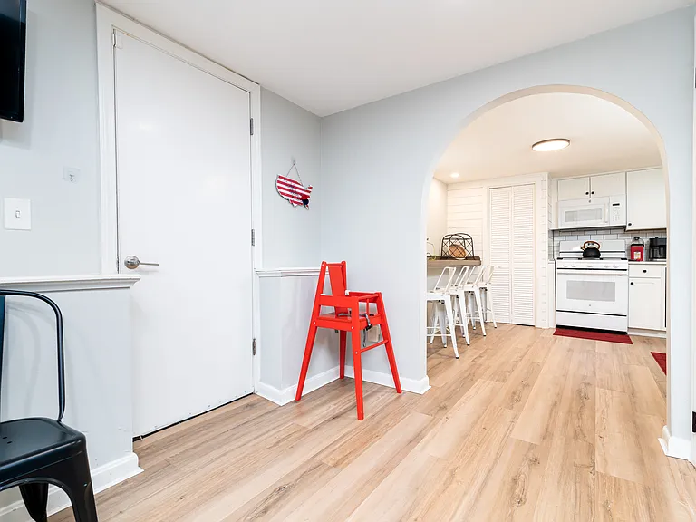 220 Stockbridge Rd — Photo 31