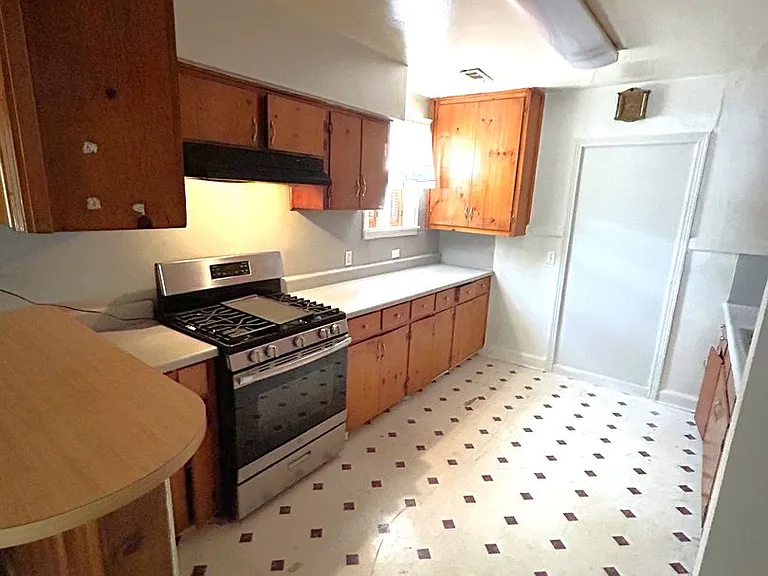 3616 Gaston Ave — Photo 5