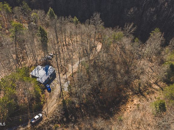 5th image of 637 Jacobs Hollow Rd