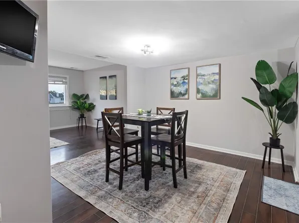 5572 New Colony Dr, Virginia Beach, VA 23464