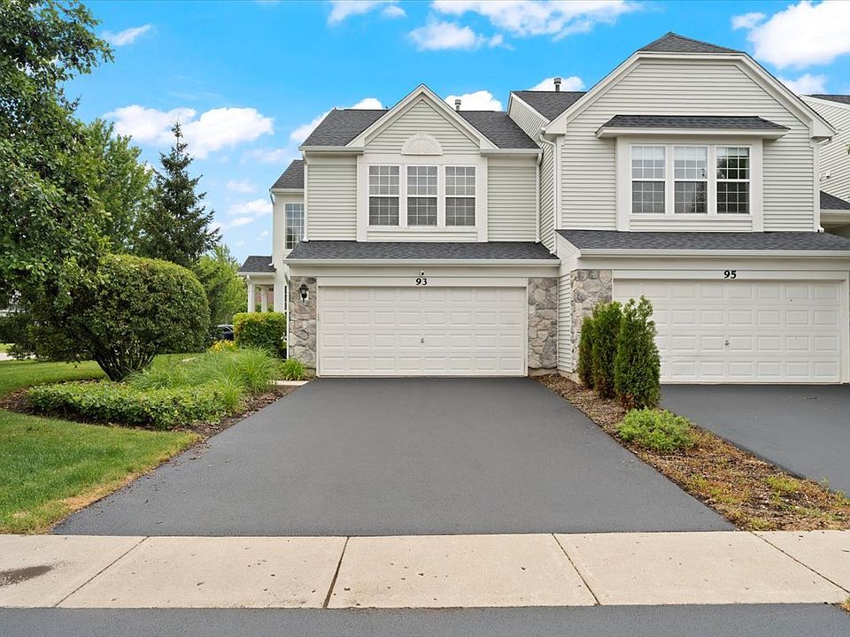 1st image of 93 W Buckingham Dr