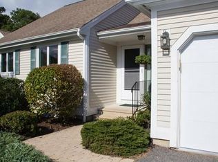 1 Sandview Ter, Mashpee, MA 02649