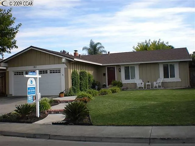 611 Filbert Ct photo 1