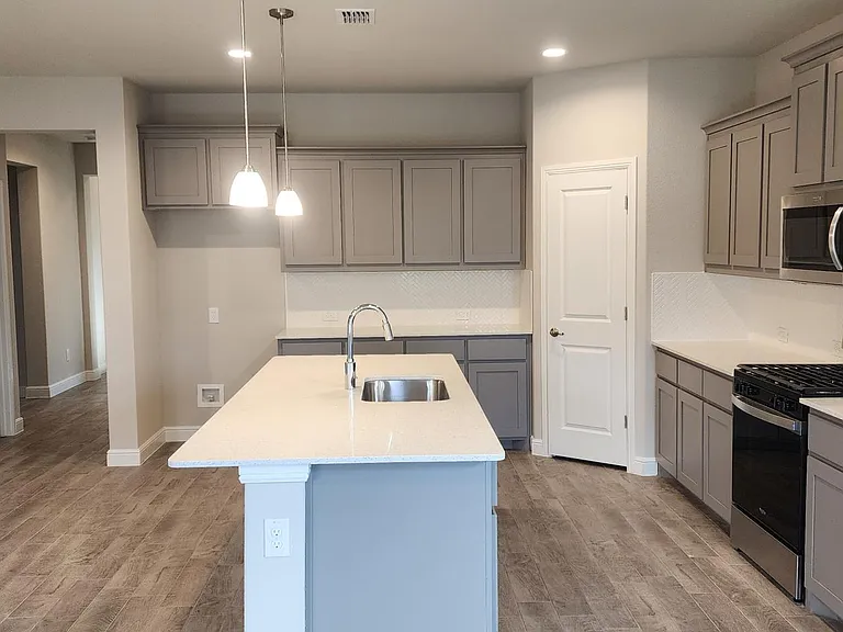 1029 Kirkham Way — Photo 14