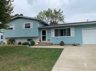 50 Pinewood Rd, Litchfield, IL 62056