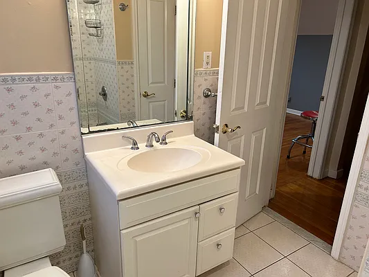 Rented by BELLMARC | media 19