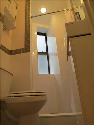 Rented by R New York | media 19