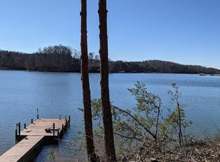 501 Poteet Ln, Seneca, SC 29678