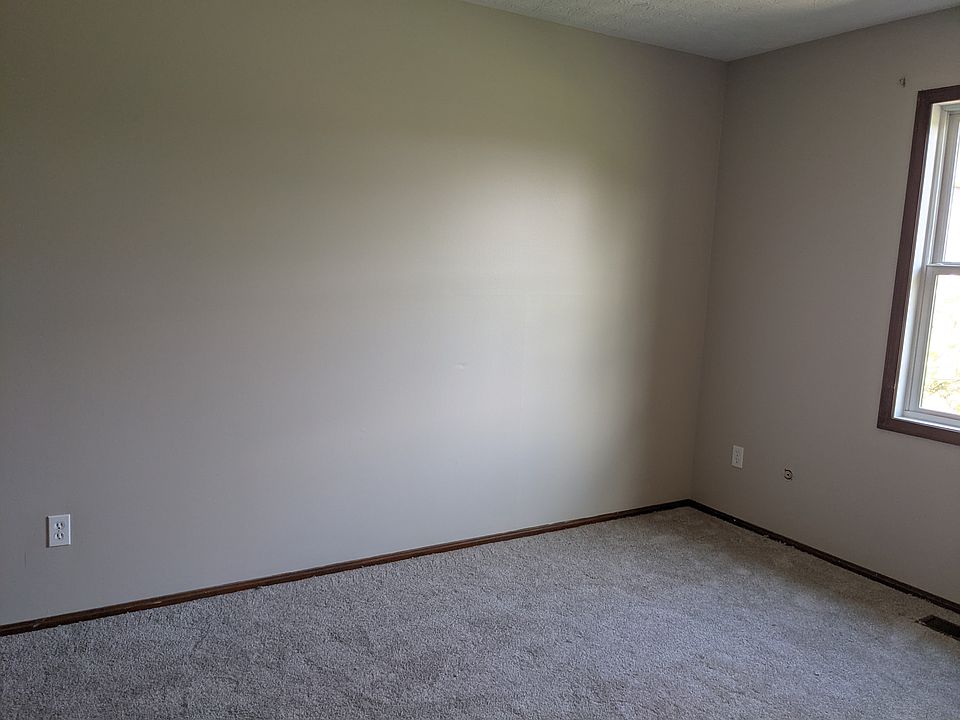 1st image of 45 Coventry Dr APT 2B