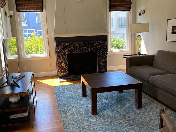 3rd image of 2070 10th Ave