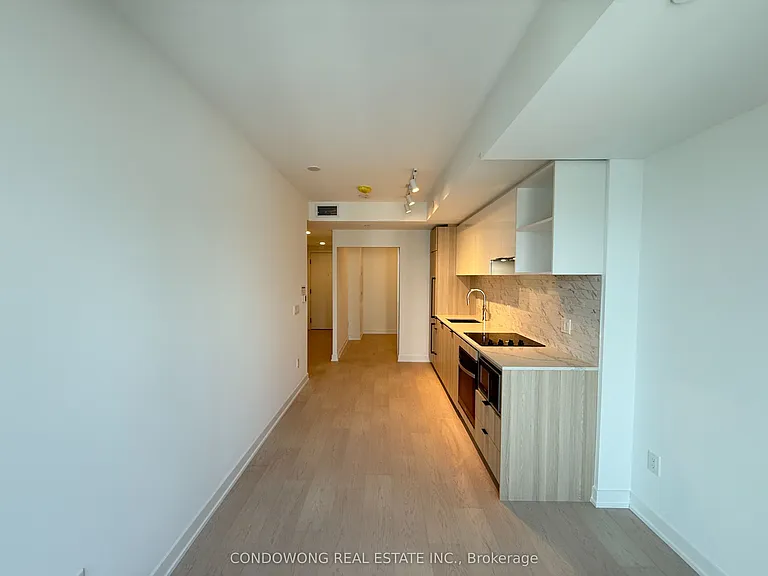 252 Church St #2205 — Photo 2