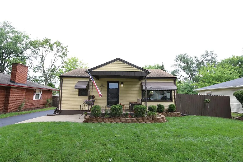 4945 Dinsmore Rd photo 1