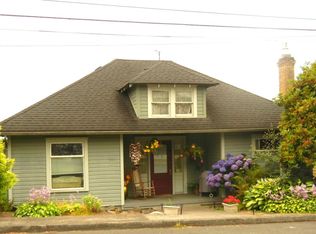 380 Columbia St, Cathlamet, WA 98612