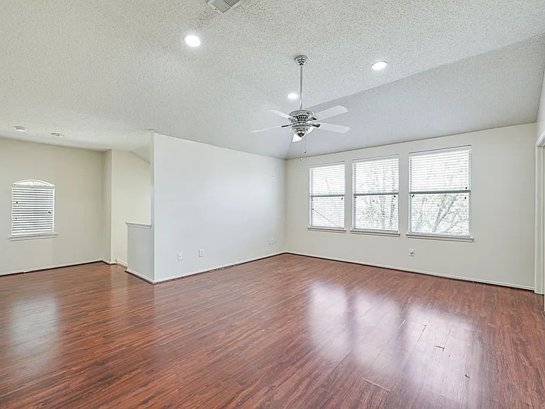 3720 Bandera Ranch Rd — Photo 11