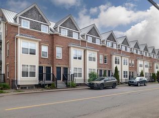 328 Queen St #328, Charlottetown, PE C1A4C3