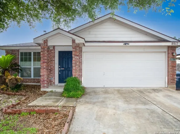 8917 PINSEEKER, Selma, TX 78154