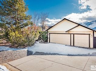 420 Mogul Mountain Dr, Reno, NV 89523