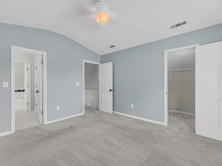 479 Cessna Ave — Photo 24