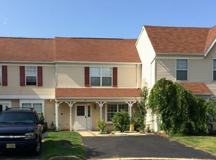 17 Norman Ct, East Brunswick, NJ 08816