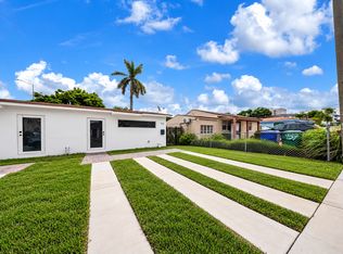 945 NW 22nd Pl #945, Miami, FL 33125