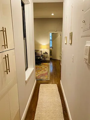 Rented by Bank Neary | media 57