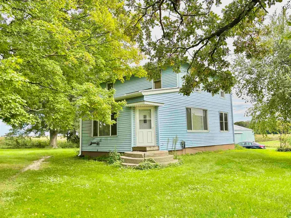 7575 Manchester Rd, Capron, IL 61012