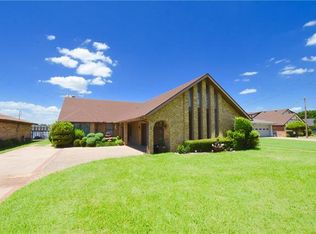 608 Panama Ct, Granbury, TX 76048