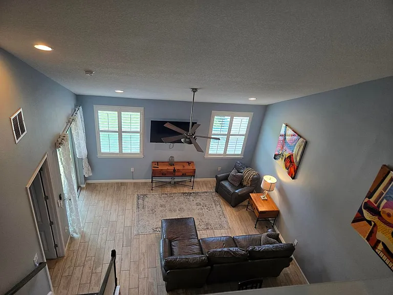 5020 Course Dr — Photo 27