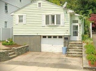 331 Hamilton St, Worcester, MA 01604