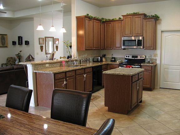 4th image of 3532 Heritage Cir