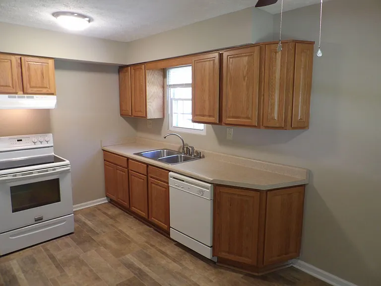 248 Meadowview Dr #2 — Photo 15