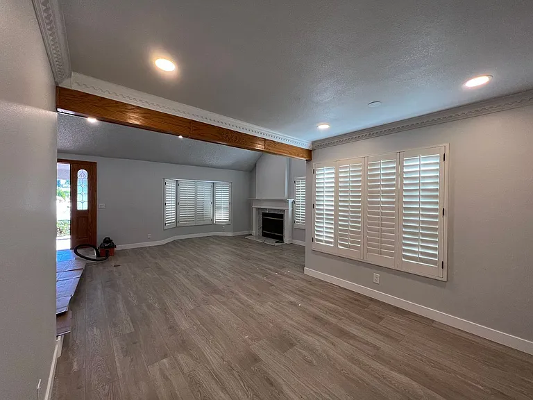 2173 Hietter Ave — Photo 4