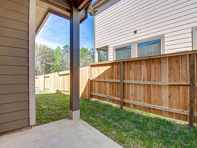 315 N Spotted Fern Dr — Photo 43