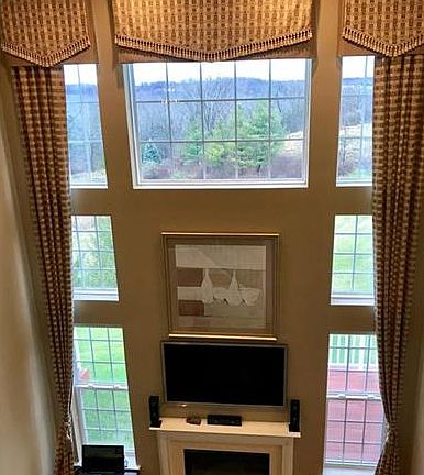 3rd image of 101 Balsam Dr