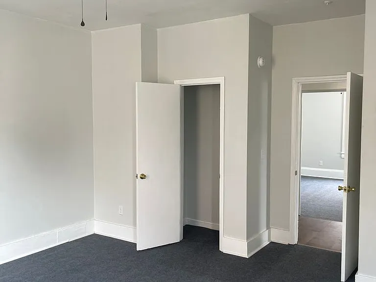 1415 Chapman Ave SW — Photo 9