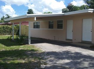 830 NW 179th Ter, Miami Gardens, FL 33169