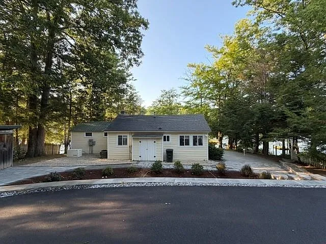 75 Winter Rd — Photo 40