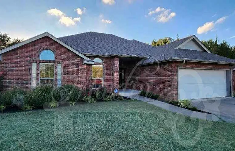 1502 Mesa Verde — Photo 1