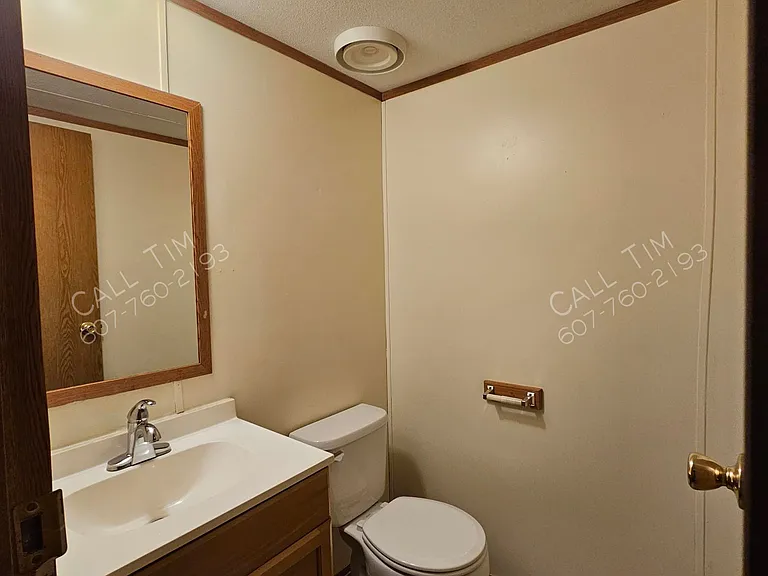 16 Jody Dr — Photo 5