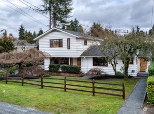 9016 2nd Ave NE, Seattle, WA 98115