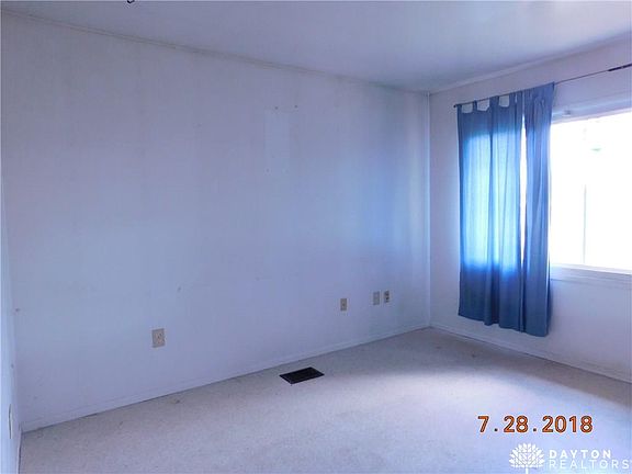 5th image of 978 Omard Dr