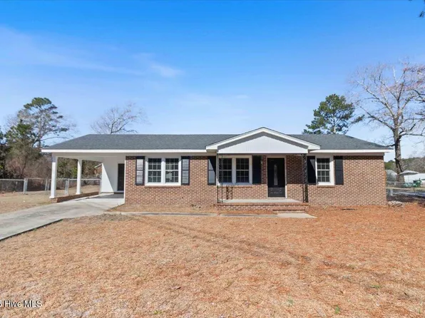 329 Brentwood Drive, Dudley, NC 28333