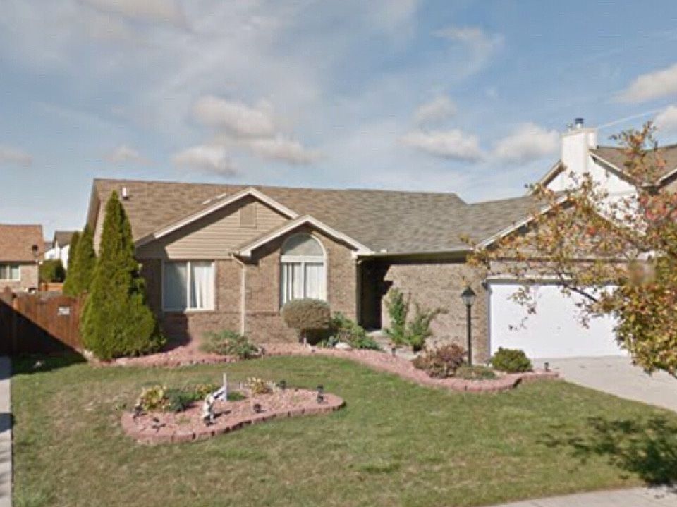 1st image of 46087 Prince Dr