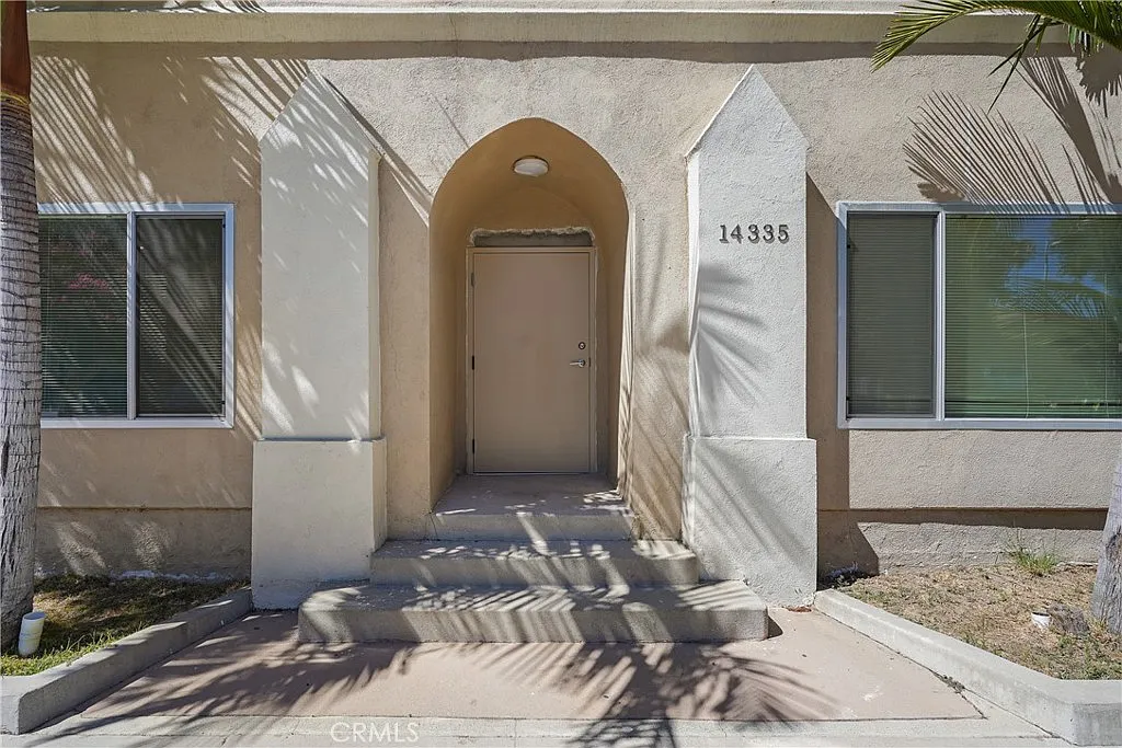 3 bed, 1644 sqft, $3,290 — Photo 4