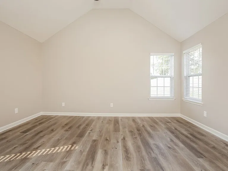 805 Stone Flower Ct — Photo 9