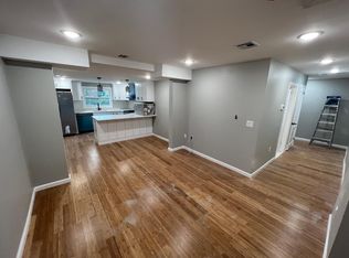 25 Oak St FLOOR 2, Rochelle Park, NJ 07662