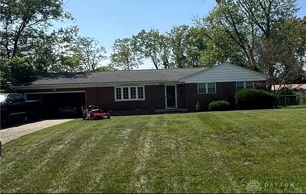 1st image of 3095 Woodhaven Dr