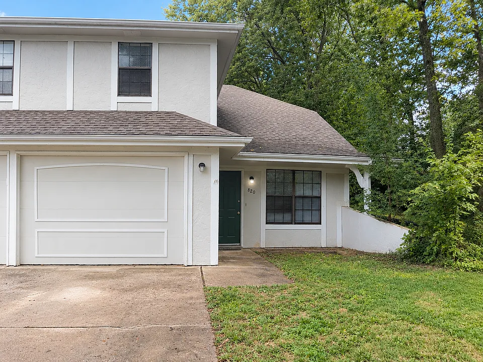 820 Dains Ct