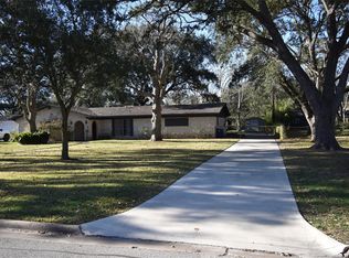 308 Edgewood St, League City, TX 77573